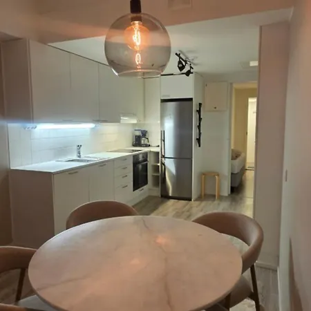 Stylish 1br In With 2 Free Bikes *