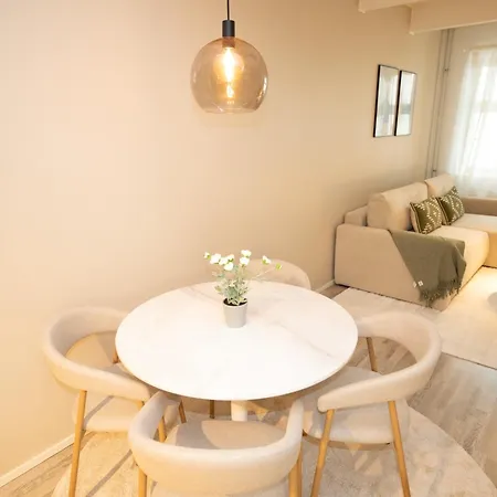 Stylish 1br In With 2 Free Bikes Apartment